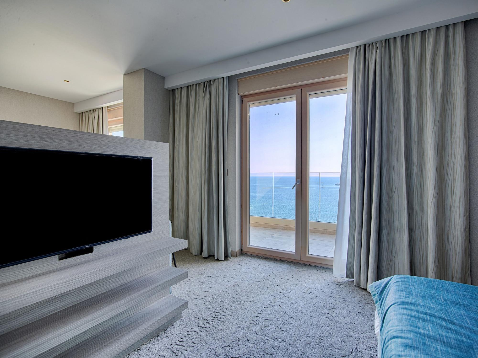 Hotel Ami Budva Petrovac エクステリア 写真