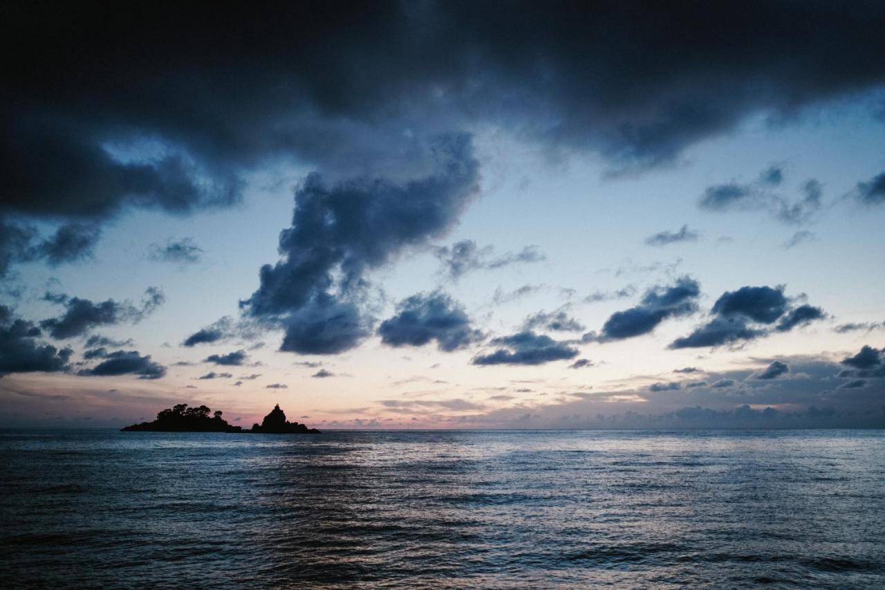 Hotel Ami Budva Petrovac エクステリア 写真