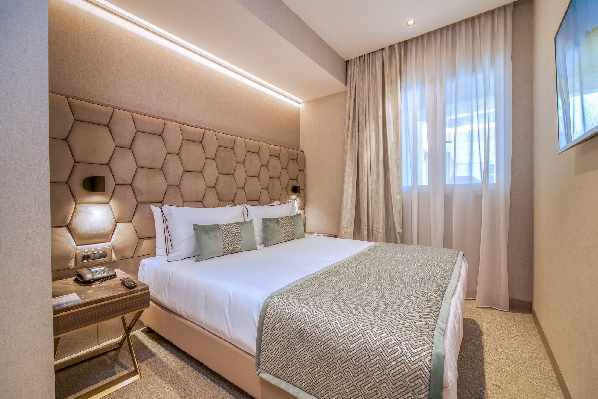 Hotel Ami Budva Petrovac エクステリア 写真